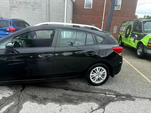 2018 Subaru Impreza 2.0i Premium
