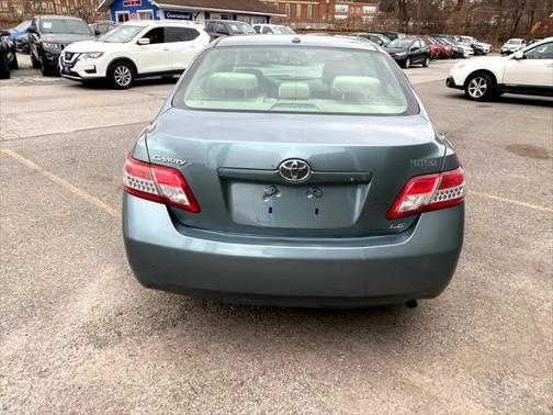 2010 Toyota Camry SE