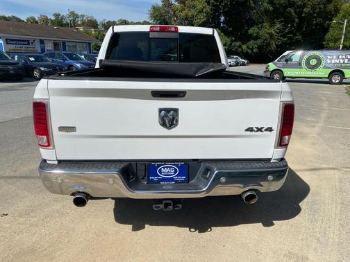 2014 RAM 1500 Laramie