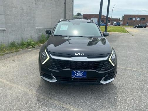 Ebony Black 2023 Kia Sportage EX
