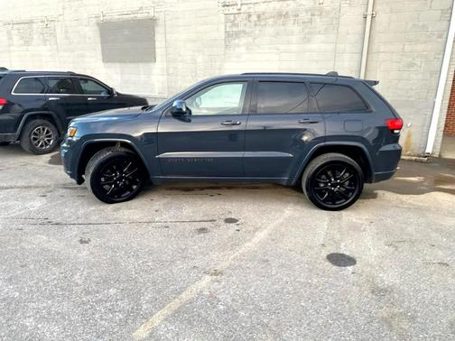 2018 Jeep Grand Cherokee Laredo E
