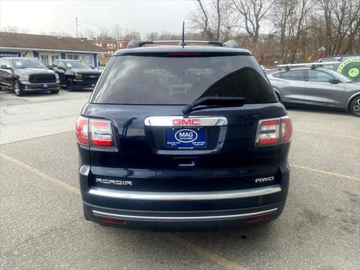 2016 GMC Acadia SLE-2