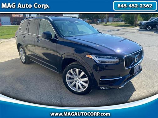 2016 Volvo XC90 T6 Momentum