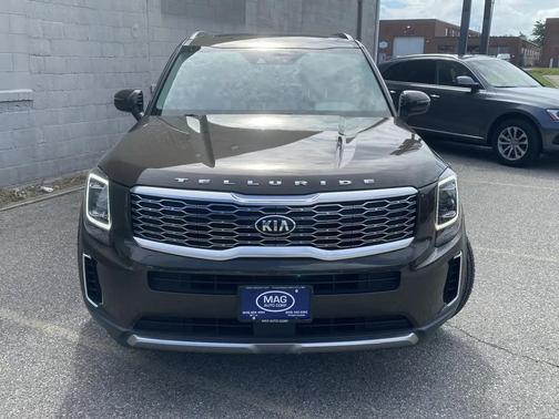 Dark Moss 2020 Kia Telluride EX