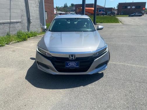 Lunar Silver Metallic 2018 Honda Accord LX