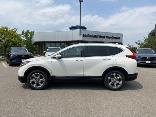 White 2018 Honda CR-V EX