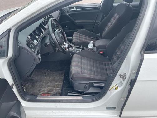 2016 Volkswagen Golf GTI 2.0T S 4-Door
