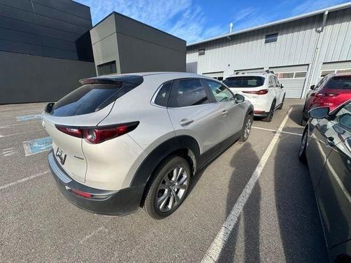 Platinum Quartz Metallic 2022 Mazda CX-30 2.5 S Select Package