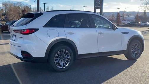 Rhodium White Premium 2026 Mazda CX-70 SC