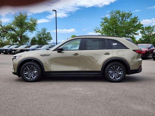 Zircon Sand Metallic 2026 Mazda CX-70 SC