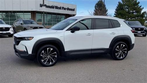 2025 Mazda CX-50 PLUS