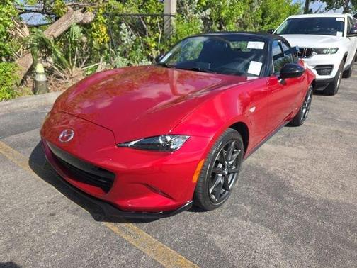 Soul Red 2016 Mazda MX-5 Miata Club