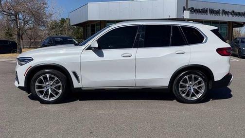 Mineral White Metallic 2020 BMW X5 xDrive40i