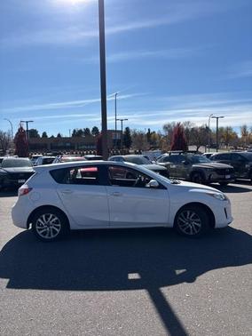 2013 Mazda Mazda3 i Grand Touring