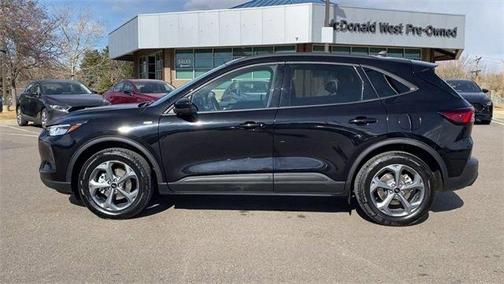 2025 Ford Escape ST-Line Select