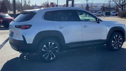 2025 Mazda CX-50 PLUS