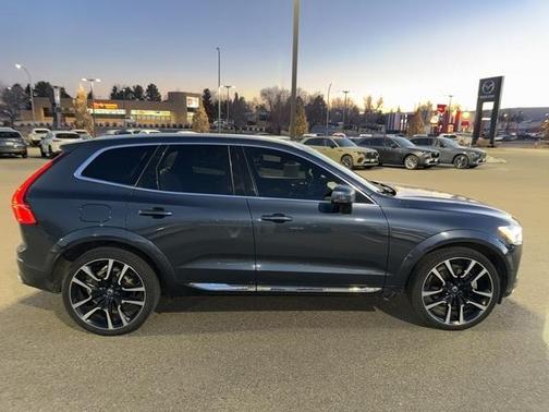 2021 Volvo XC60 T6 Inscription
