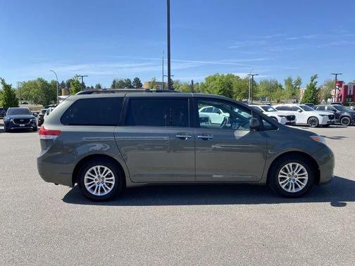 Cypress Pearl 2011 Toyota Sienna XLE