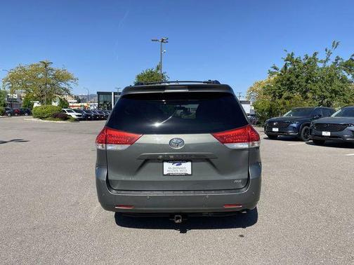 Cypress Pearl 2011 Toyota Sienna XLE