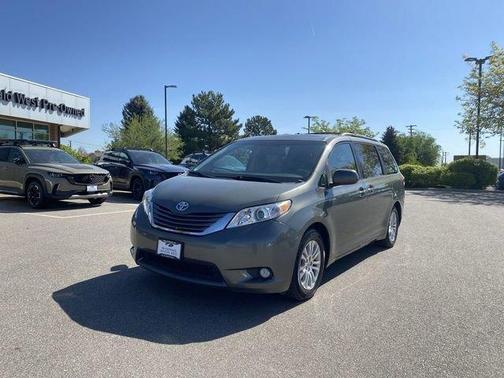 Cypress Pearl 2011 Toyota Sienna XLE