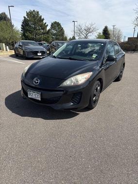 Black Mica 2013 Mazda Mazda3 i SV