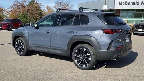 2025 Mazda CX-50 PLUS