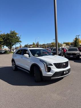 2023 Cadillac XT4 Premium Luxury