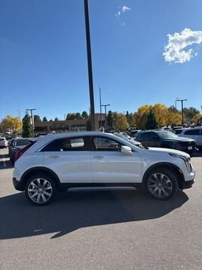 2023 Cadillac XT4 Premium Luxury