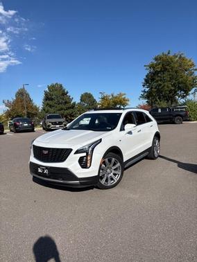 2023 Cadillac XT4 Premium Luxury