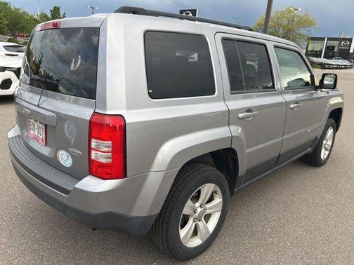 Billet Silver Metallic Clearcoat 2016 Jeep Patriot Latitude
