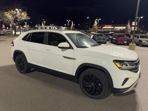 2022 Volkswagen Atlas Cross Sport 3.6L V6 SE w/Technology