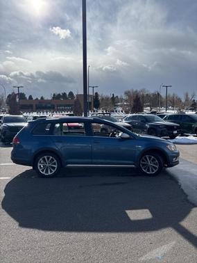 2017 Volkswagen Golf Alltrack TSI SE