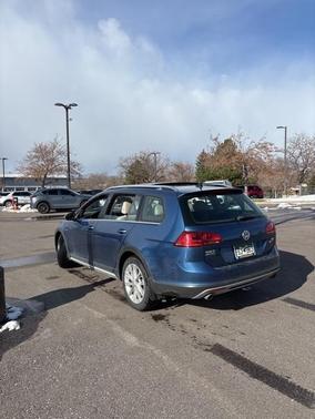 2017 Volkswagen Golf Alltrack TSI SE