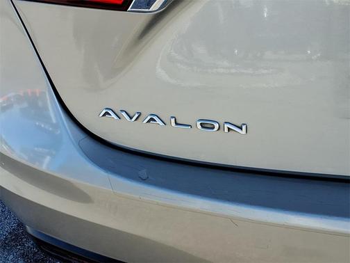 2013 Toyota Avalon Limited
