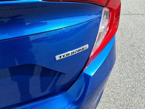 2017 Honda Civic Touring