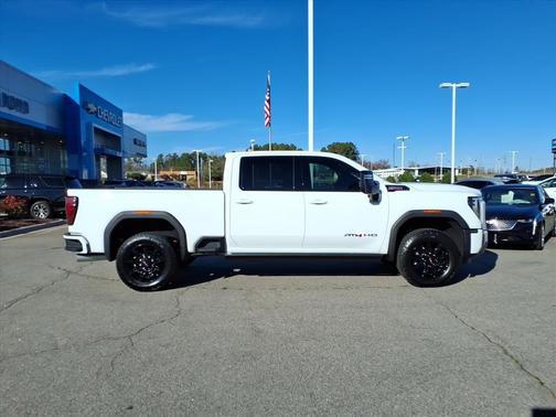 2026 GMC Sierra 2500 AT4