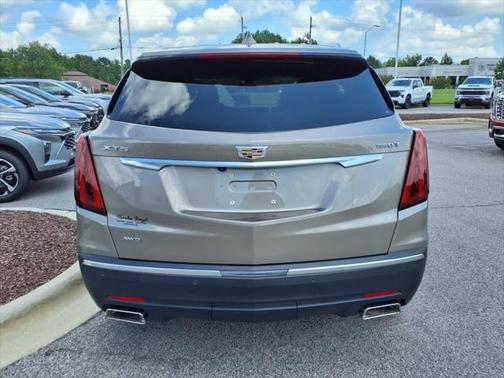 2023 Cadillac XT5 Luxury