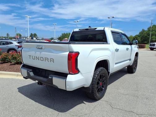 2023 Toyota Tundra Hybrid Capstone