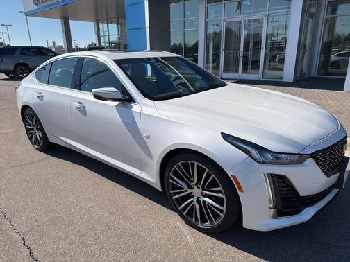 2024 Cadillac CT5 Luxury