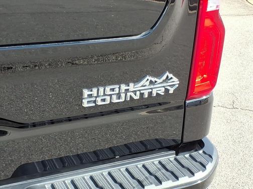 2025 Chevrolet Silverado 1500 High Country