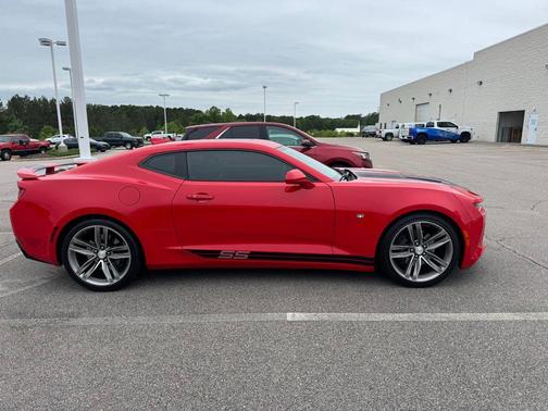 Red Hot 2018 Chevrolet Camaro 2SS