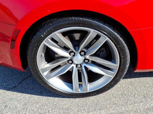 Red Hot 2018 Chevrolet Camaro 2SS