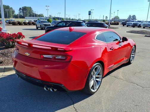 Red Hot 2018 Chevrolet Camaro 2SS