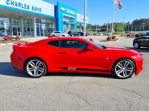Red Hot 2018 Chevrolet Camaro 2SS