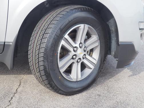 Silver Ice Metallic 2015 Chevrolet Traverse 1LT