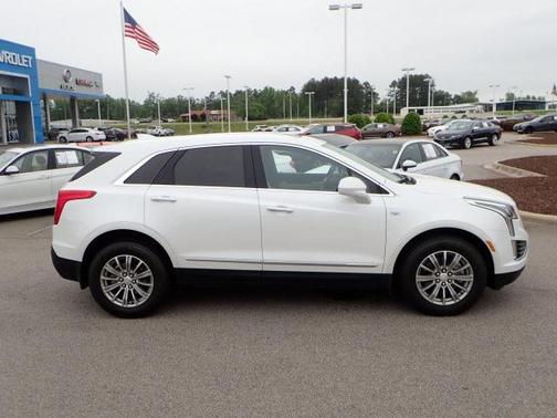 2017 Cadillac XT5 Luxury