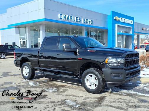 2023 RAM 2500 Tradesman Crew Cab 4x4 6'4' Box