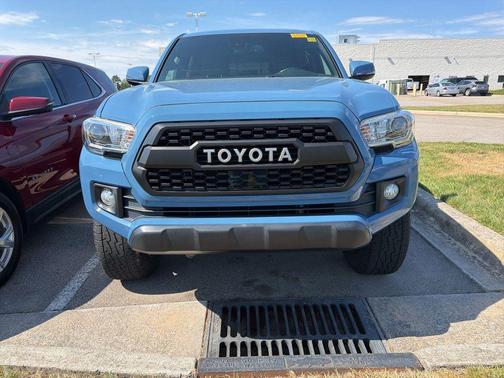 Cavalry Blue 2019 Toyota Tacoma TRD Off Road