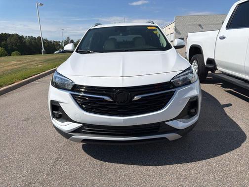 Summit White 2022 Buick Encore GX Select
