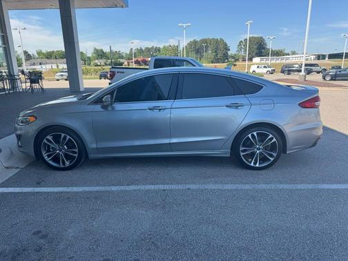 Iconic Silver Metallic 2020 Ford Fusion Titanium